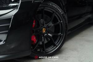 Image 11/23 de Porsche Taycan GTS Sport Turismo (2022)