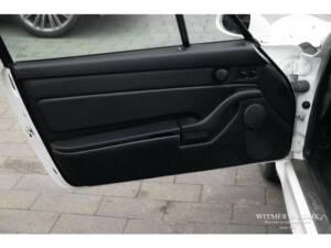 Bild 29/36 von Porsche 911 Carrera 4S (1996)