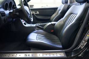 Image 30/48 of Mercedes-Benz SLK 230 Kompressor (2003)