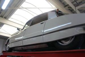 Image 13/50 of Citroën DS 20 Pallas (1971)
