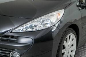 Image 22/50 de Peugeot 207 CC 1.6 VTi (2008)