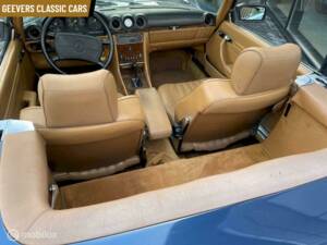 Imagen 9/12 de Mercedes-Benz 560 SL (1987)