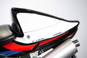 Afbeelding 14/49 van Suzuki TL 1000R (1999)