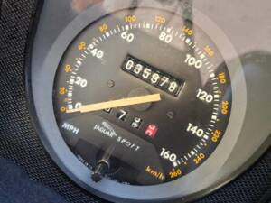 Image 13/41 of Jaguar XJRS 6.0 (1990)
