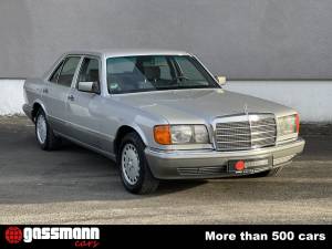 Imagen 3/15 de Mercedes-Benz 300 SE (1986)