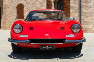 Afbeelding 3/50 van Ferrari Dino 246 GT (1971)