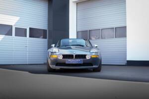 Image 6/32 of BMW Z8 (2001)
