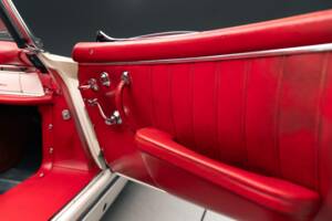 Bild 27/90 von Mercedes-Benz 300 SL Roadster (1963)