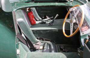 Image 10/16 of Jaguar D-Type (1964)