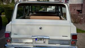 Image 49/50 of Jeep Wagoneer Brougham (1982)