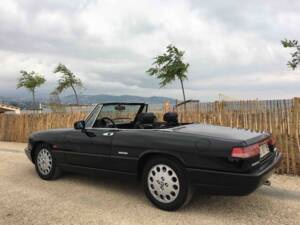 Immagine 51/55 di Alfa Romeo 2.0 Spider (1993)