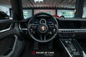Imagen 16/24 de Porsche 911 Turbo S (2021)