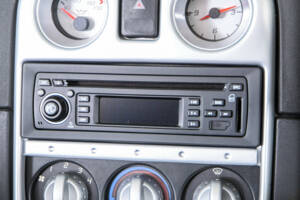 Image 21/50 of MG TF 135 (2006)