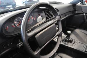 Bild 41/47 von Porsche 944 S2 (1990)