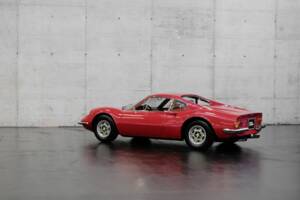 Bild 10/50 von Ferrari Dino 246 GT (1969)