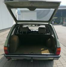 Immagine 13/55 di Mercedes-Benz 300 TD (1979)