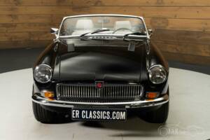 Image 4/8 de MG MGB V8 (1980)