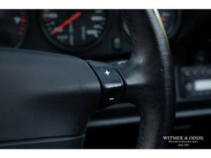 Bild 29/34 von Porsche 911 Carrera (1996)