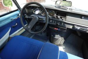 Image 22/47 of Citroën DS 23 Break (1972)