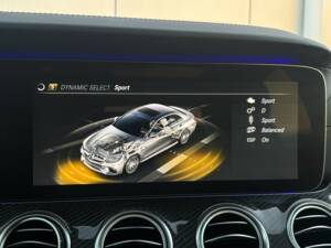 Bild 29/47 von Mercedes-Benz AMG E 63 S 4MATIC+ (2018)