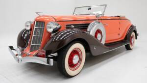 Image 1/15 of Auburn 852 Phaeton (1936)