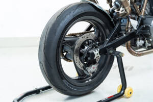 Image 21/28 of Ducati DUMMY (2002)