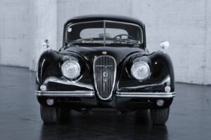 Image 11/47 de Jaguar XK 120 FHC (1954)