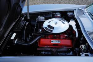 Image 4/50 of Chevrolet Corvette Sting Ray Convertible (1964)