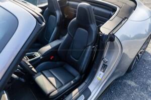 Image 5/15 de Porsche 911 Carrera (2023)