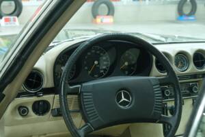 Image 20/50 de Mercedes-Benz 350 SLC (1973)
