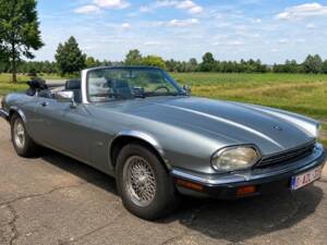 Image 1/8 of Jaguar XJS 5.3 V12 (1992)