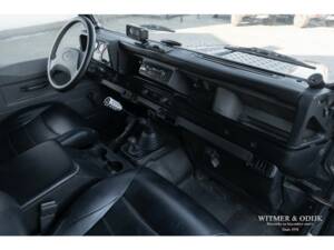Bild 5/23 von Land Rover Defender 90 (1996)