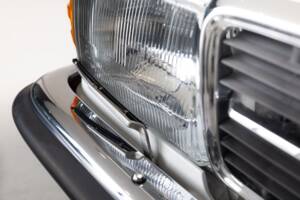 Image 25/35 de Mercedes-Benz 500 SL (1984)