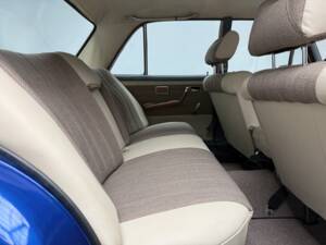 Bild 14/19 von Mercedes-Benz 280 SE (1972)