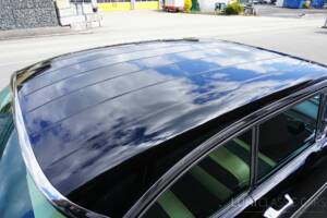 Image 33/77 of Ford Fairlane 500 Club Victoria (1958)