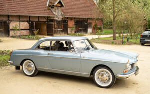 Image 15/88 of Peugeot 404 Coupé (1968)