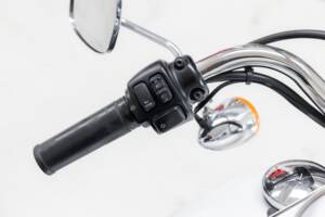 Image 12/34 of Harley-Davidson DUMMY (2002)