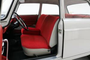 Bild 6/18 von Peugeot 404 (1963)