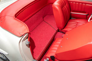 Image 14/28 de Mercedes-Benz 190 SL (1961)