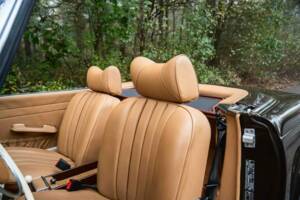 Image 19/28 of Mercedes-Benz 280 SL (1971)