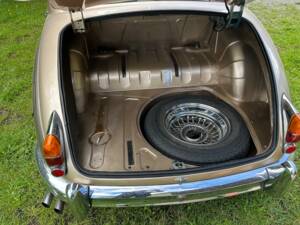 Image 11/14 de Jaguar Mk II 3.8 (1962)