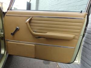Image 68/95 de BMW 2500 (1977)