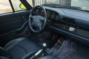 Immagine 23/50 di Porsche 911 Carrera 4S (1996)