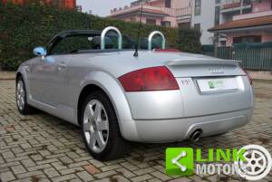 Immagine 4/10 di Audi TT 1.8 T (2000)