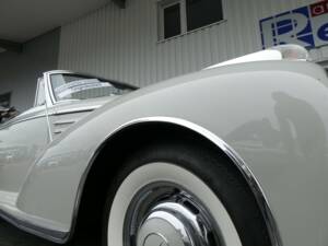 Immagine 30/33 di Mercedes-Benz 300 Sc Cabriolet A (1957)