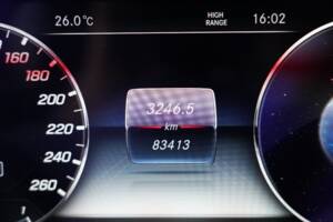 Image 14/16 de Mercedes-Benz G 500 (LWB) (2020)