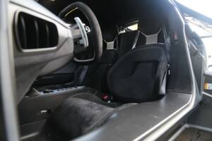 Image 23/50 of Ford GT Carbon Series (2021)