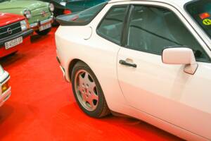 Image 5/45 of Porsche 944 S2 (1989)