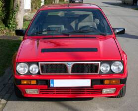 Imagen 3/8 de Lancia Delta HF Integrale 16V (1990)