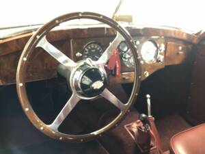 Imagen 14/24 de Jaguar XK 120 FHC (1952)